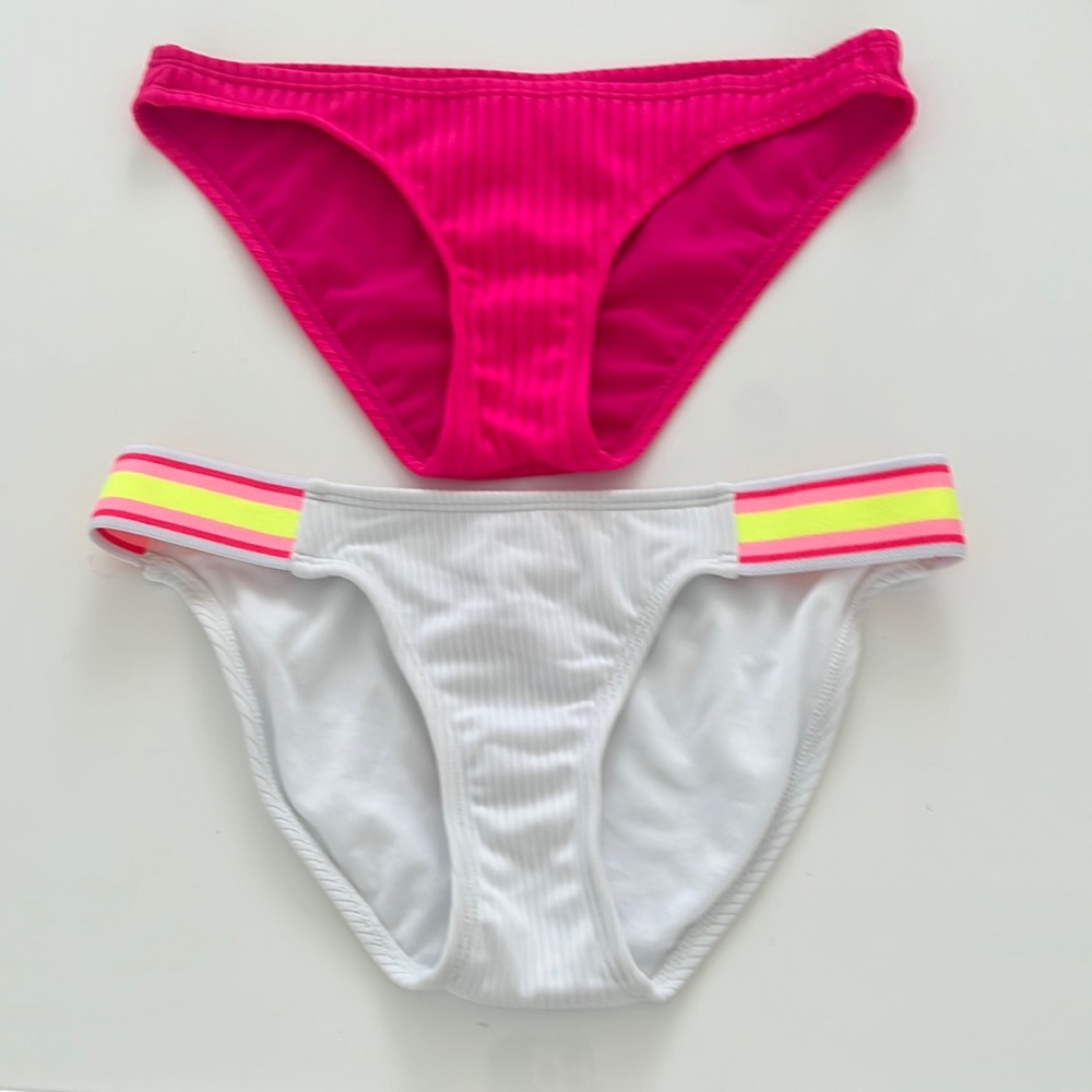TWO bikini bottoms from target!!!💕🤍